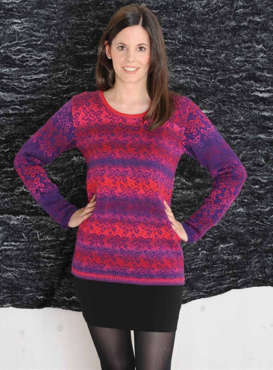 Pullover im Rosenmuster by SCHOPPEL DESIGN