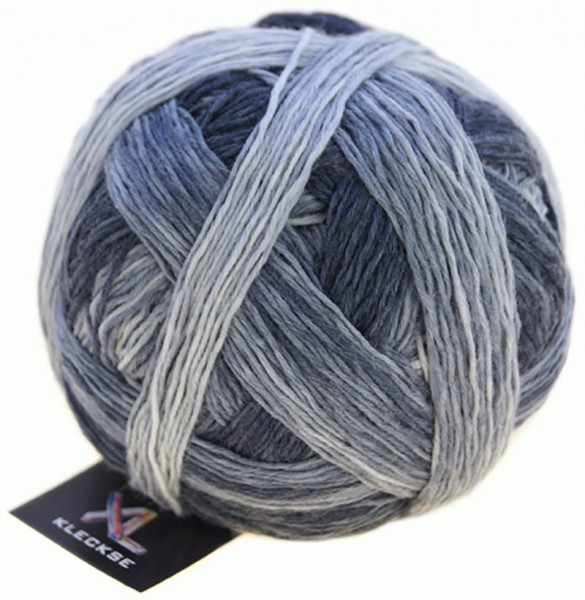 XL Kleckse Pro 2251_ Just a bit of Rain 100%virgin wool (Organic Merino fine)